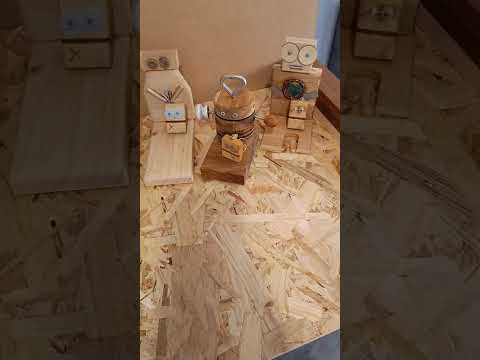 Sujetalibros Solidario Campaña Un Robot, Un Cuidado de Siete Maderas a favor e Cudeca.